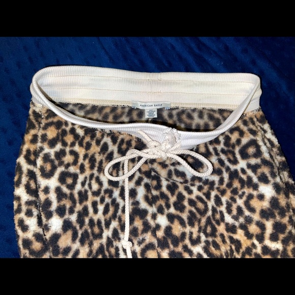 ❌SOLD❌ American Eagle Cheetah Pajama Pants - Picture 2 of 3